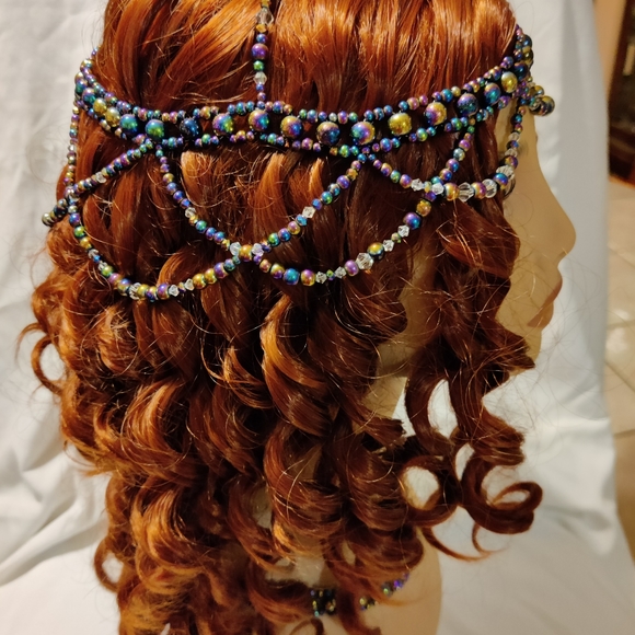Beaded Head Piece made of Black glass beads with multi-colored coating. - Picture 2 of 4